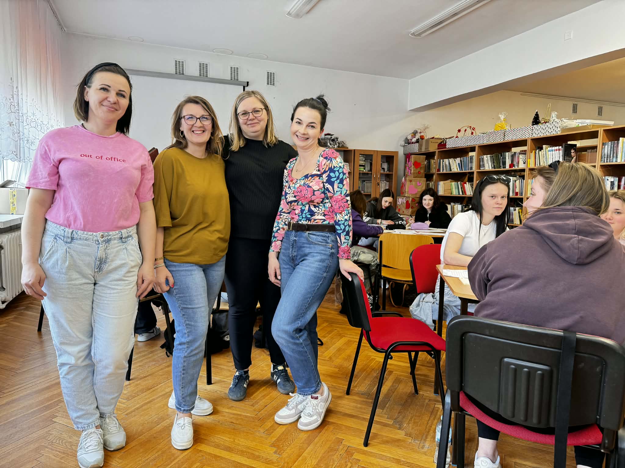 Opiekunki Młodzieżowego Ośrodka w Podgłębokim i inicjatorki wydarzenia były panie – Anna Korszla-Mazurek oraz Magdalena Żmuda